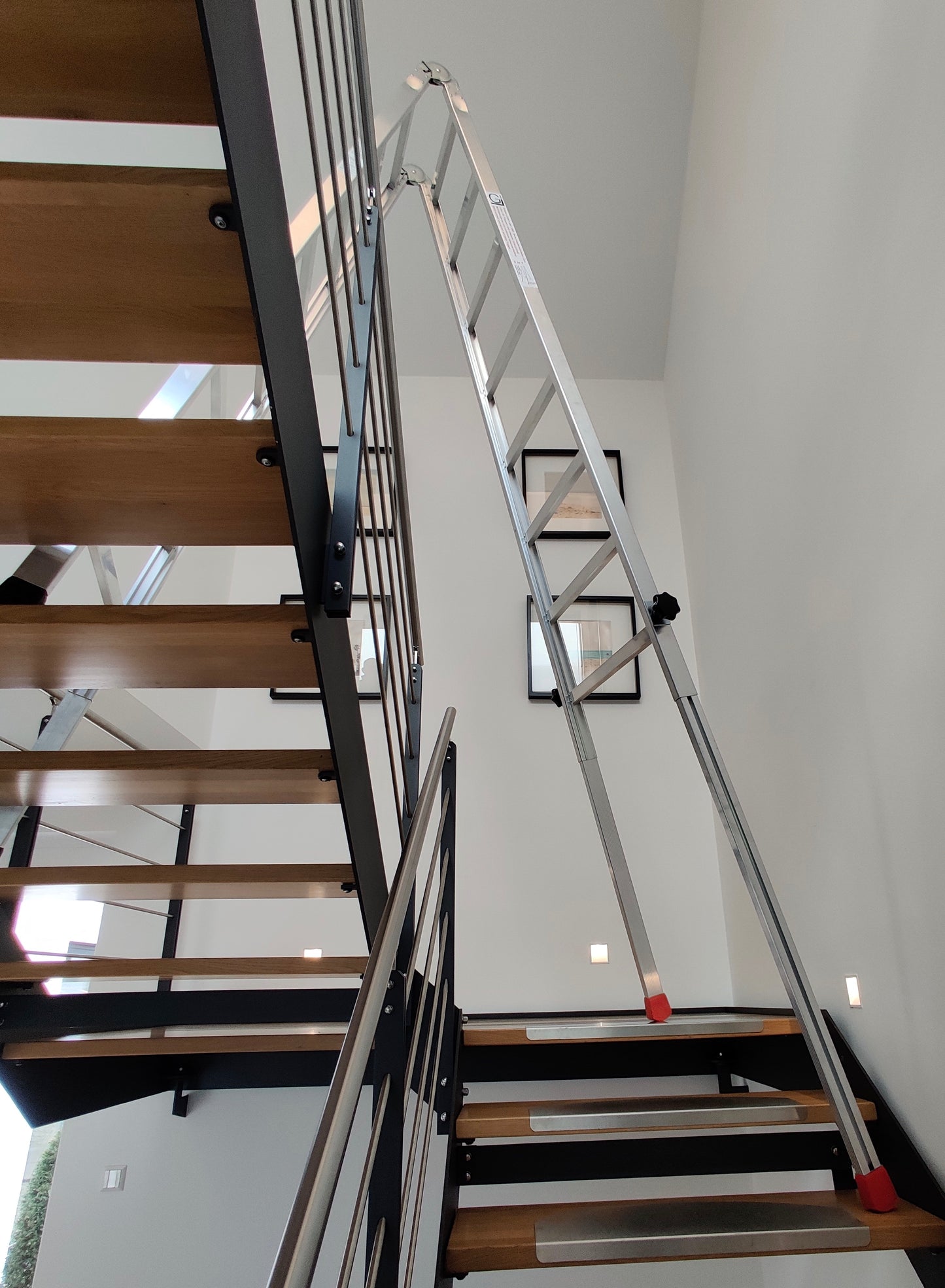 Gödde Treppenleiter 2 x 8 Stufen (Anlegeleiter, Stehleiter, Treppenleiter)